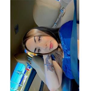 Meet your Posher, Lacey